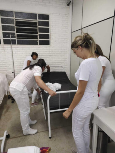 Curso de Enfermagem - Unicol Machado (15)